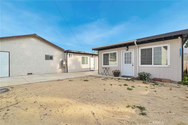 70 W Claremont St, Pasadena, CA 91103