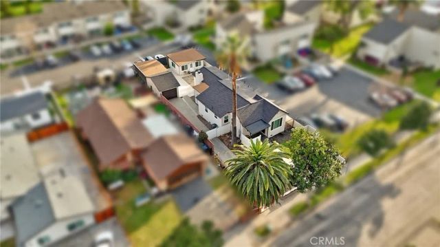 70 W Claremont St, Pasadena, CA 91103