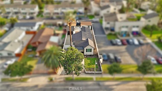 70 W Claremont St, Pasadena, CA 91103