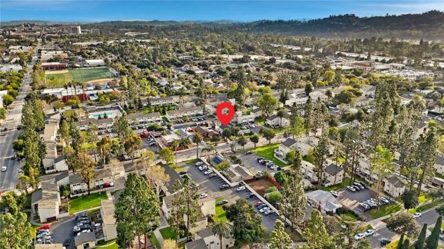 70 W Claremont St, Pasadena, CA 91103