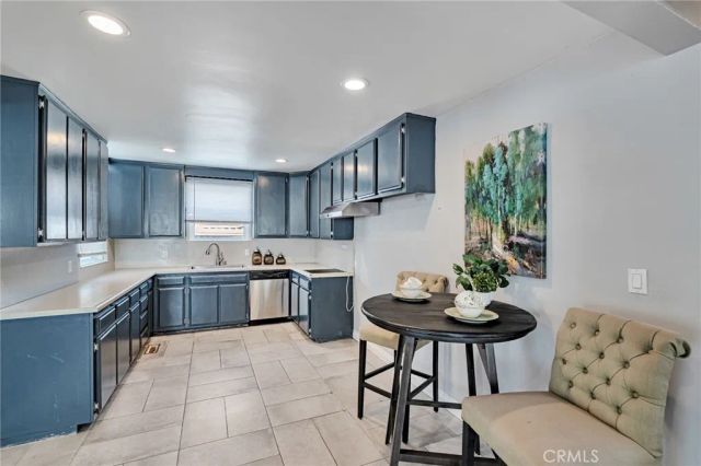 70 W Claremont St, Pasadena, CA 91103