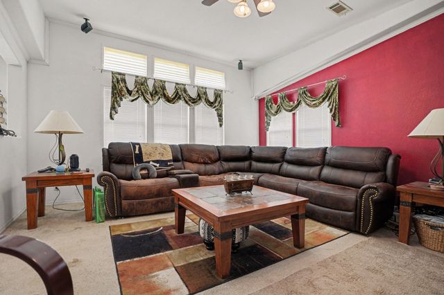 220 Barker Road, Ennis, TX 75119