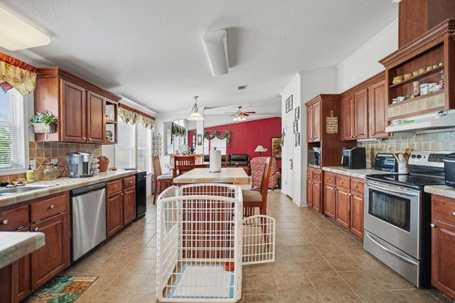 220 Barker Road, Ennis, TX 75119
