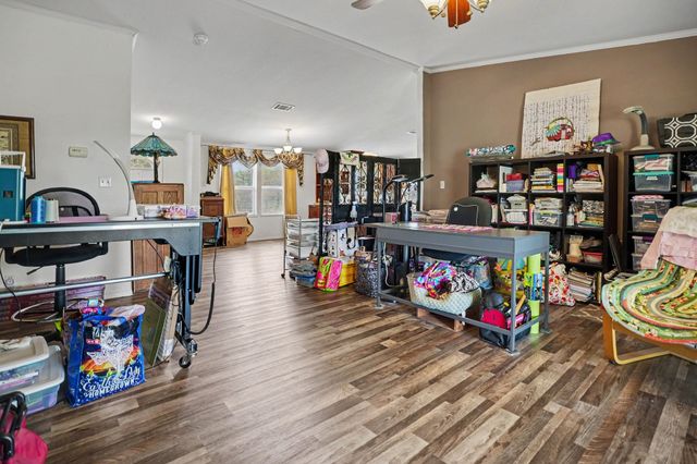 220 Barker Road, Ennis, TX 75119