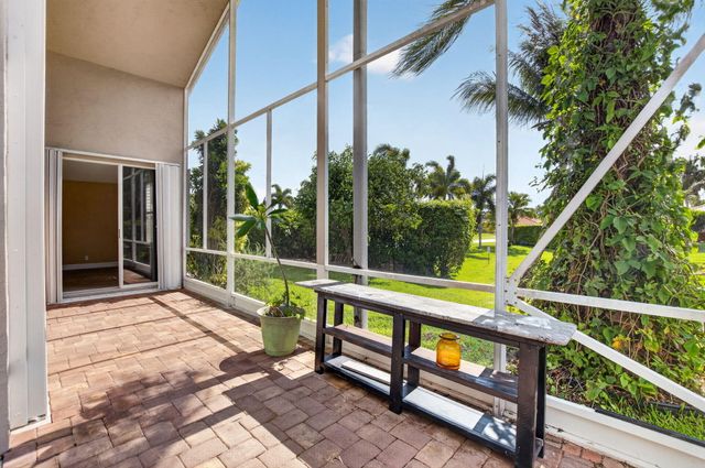 9336 Water Course Way, Boynton Beach, FL 33437