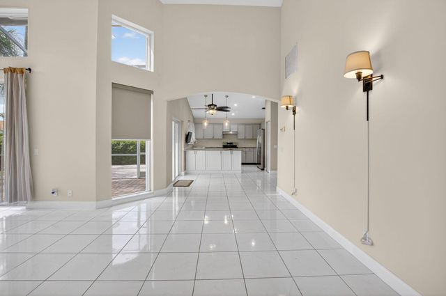 9336 Water Course Way, Boynton Beach, FL 33437