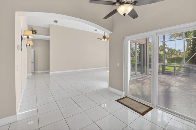 9336 Water Course Way, Boynton Beach, FL 33437