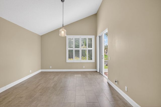 9336 Water Course Way, Boynton Beach, FL 33437