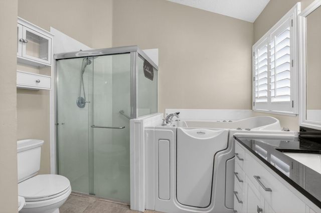 9336 Water Course Way, Boynton Beach, FL 33437