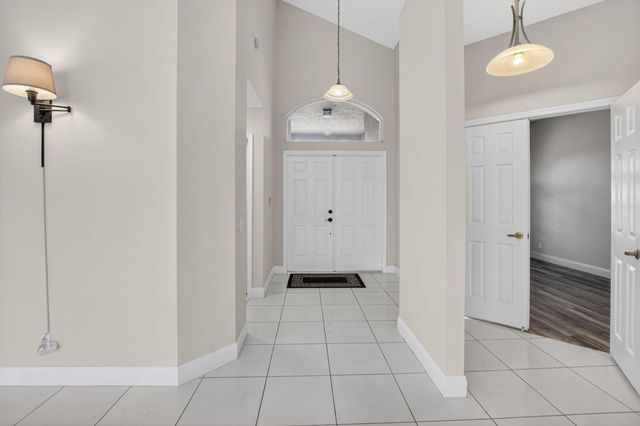 9336 Water Course Way, Boynton Beach, FL 33437