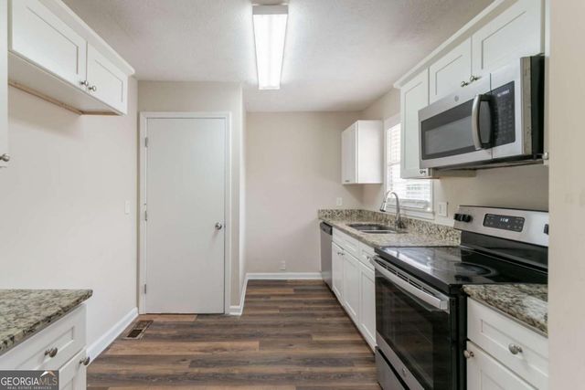 933 Capitol View Avenue NW, Atlanta, GA 30318