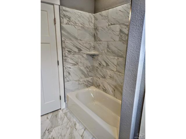 697 Cabaret Dr, Pueblo, CO 81007