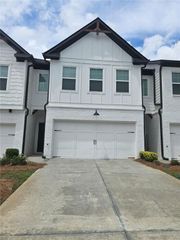 56 Auburn Hill Drive, Auburn, GA 30011