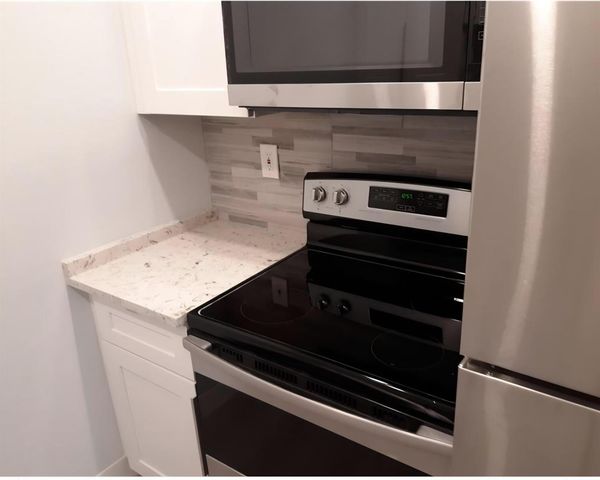 2100 NE 51ST Court 102, Fort Lauderdale, FL 33308