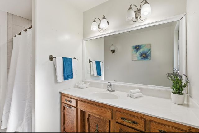 945 Acacia Dr, Meadow Vista, CA 95722