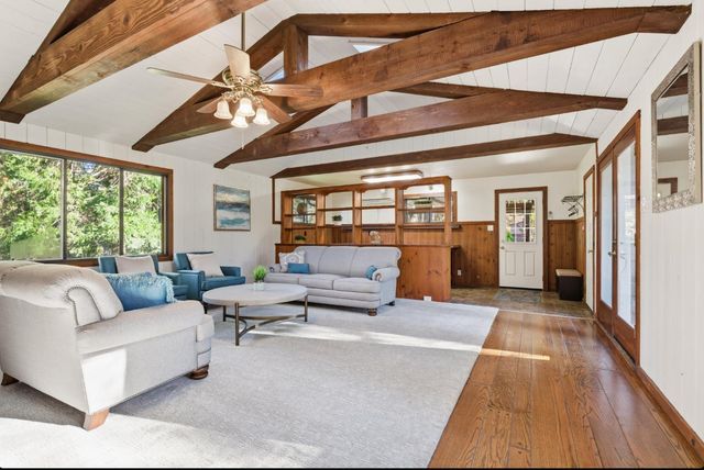 945 Acacia Dr, Meadow Vista, CA 95722