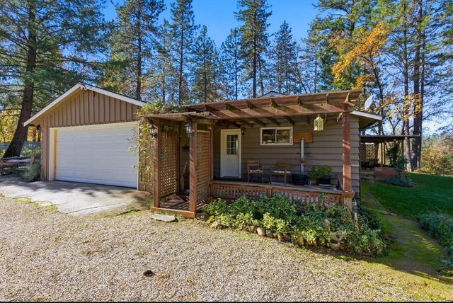 945 Acacia Dr, Meadow Vista, CA 95722