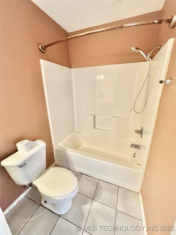 1501 N Broadway Street, Stigler, OK 74462