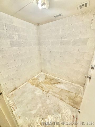 1501 N Broadway Street, Stigler, OK 74462