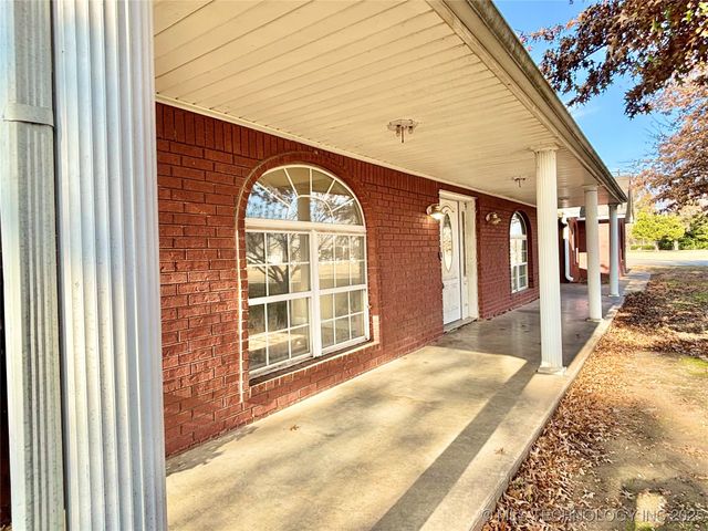 1501 N Broadway Street, Stigler, OK 74462