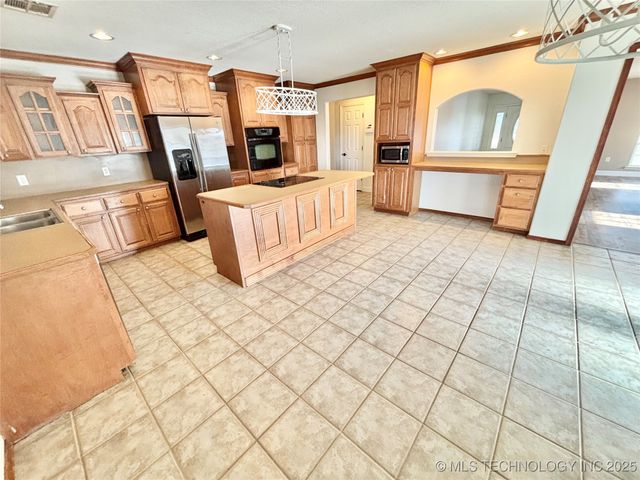 1501 N Broadway Street, Stigler, OK 74462