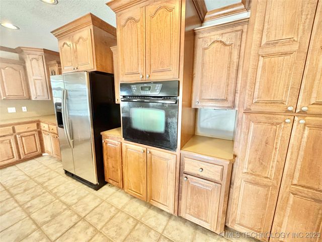 1501 N Broadway Street, Stigler, OK 74462