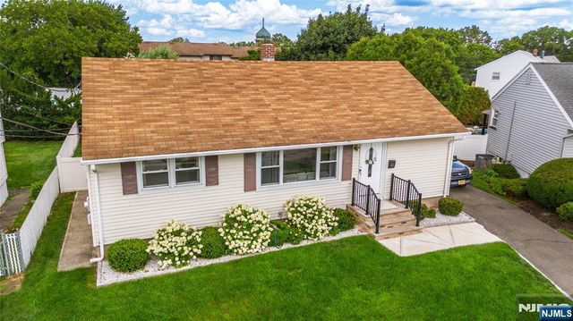 45 Karen Drive, Clifton, NJ 07013