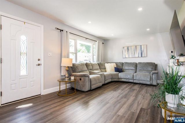 45 Karen Drive, Clifton, NJ 07013