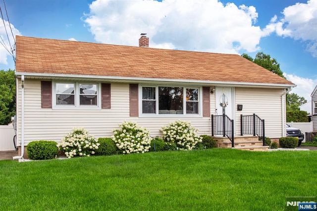 45 Karen Drive, Clifton, NJ 07013
