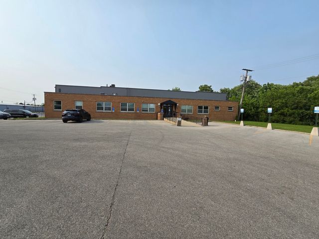 2401 W Jefferson Street 400, Joliet, IL 60435