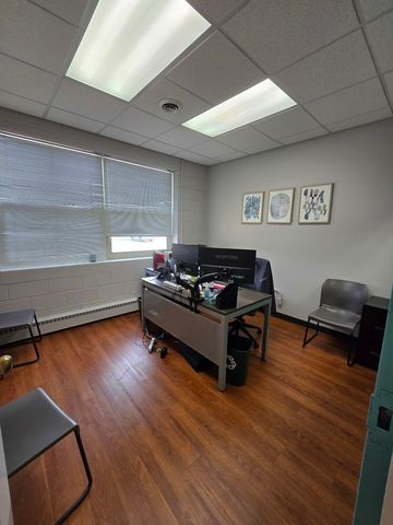 2401 W Jefferson Street 400, Joliet, IL 60435