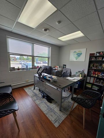 2401 W Jefferson Street 400, Joliet, IL 60435