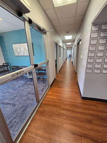 2401 W Jefferson Street 400, Joliet, IL 60435