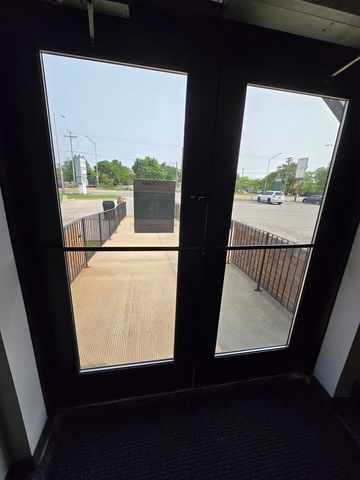 2401 W Jefferson Street 400, Joliet, IL 60435