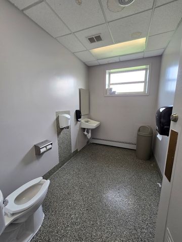 2401 W Jefferson Street 400, Joliet, IL 60435