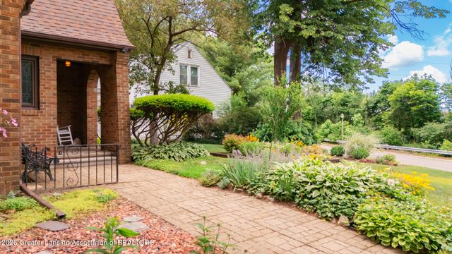 1001 Moores River Drive, Lansing, MI 48910
