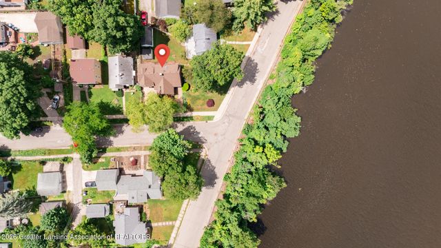1001 Moores River Drive, Lansing, MI 48910