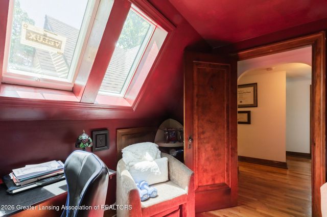 1001 Moores River Drive, Lansing, MI 48910
