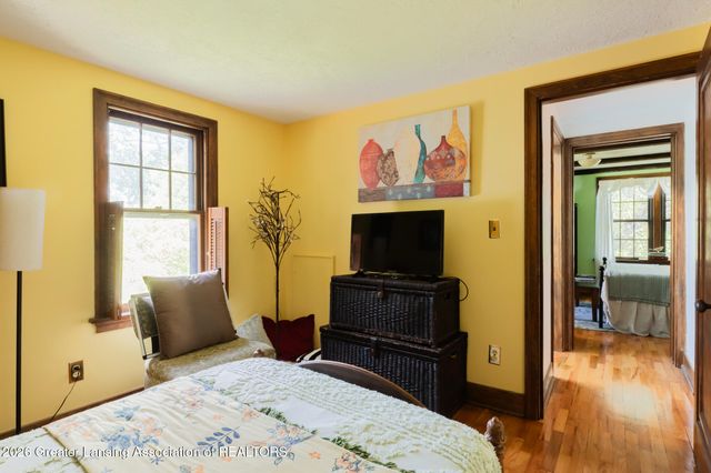 1001 Moores River Drive, Lansing, MI 48910