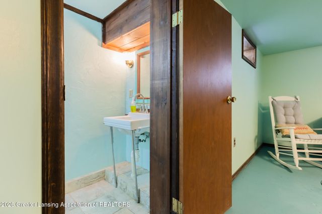 1001 Moores River Drive, Lansing, MI 48910