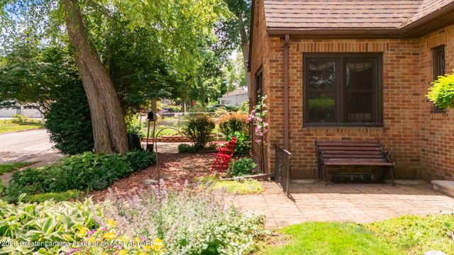 1001 Moores River Drive, Lansing, MI 48910