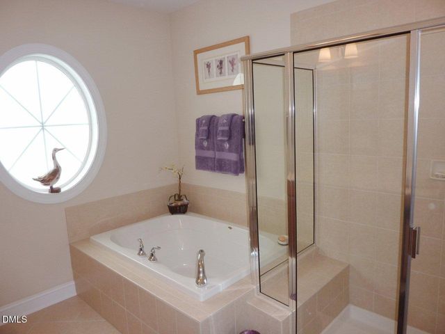 10400 Rosegate Court 302, Raleigh, NC 27617