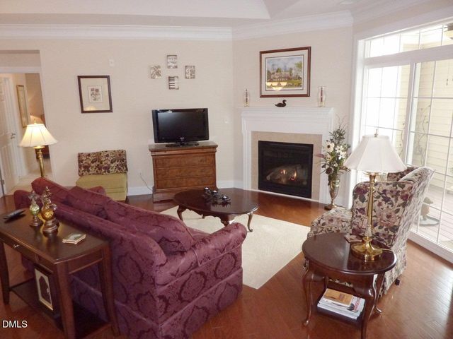 10400 Rosegate Court 302, Raleigh, NC 27617