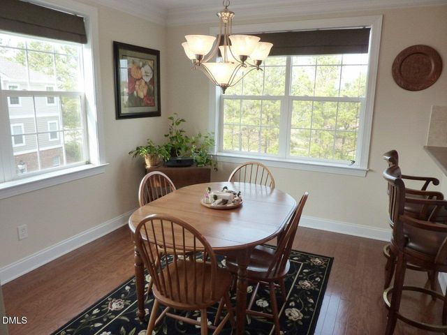 10400 Rosegate Court 302, Raleigh, NC 27617