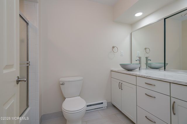 177 Amberly Drive H, Manalapan, NJ 07726