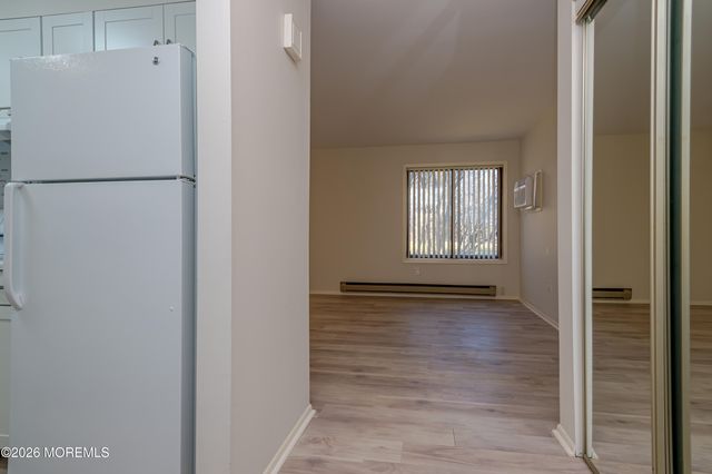 177 Amberly Drive H, Manalapan, NJ 07726