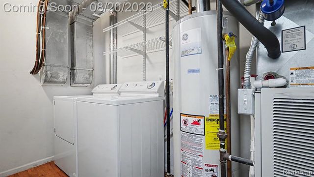 2854 Barclay Way, Ann Arbor, MI 48105