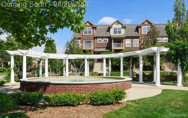 2854 Barclay Way, Ann Arbor, MI 48105