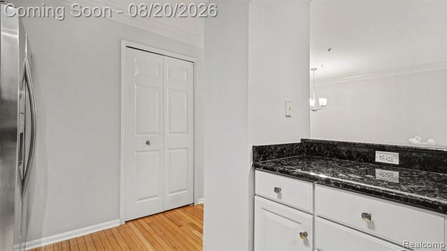 2854 Barclay Way, Ann Arbor, MI 48105