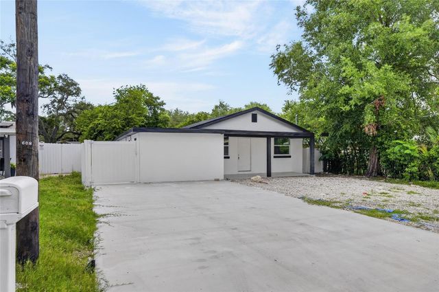 9608 N ASTER AVENUE, Tampa, FL 33612